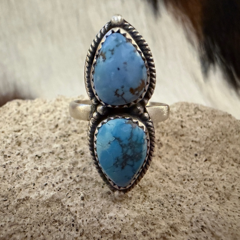 ❤️ Golden Hills 2 Stone Turquoise Sterling Navajo Style Ring Size 5 to 7.5 ADJ - Picture 1 of 14